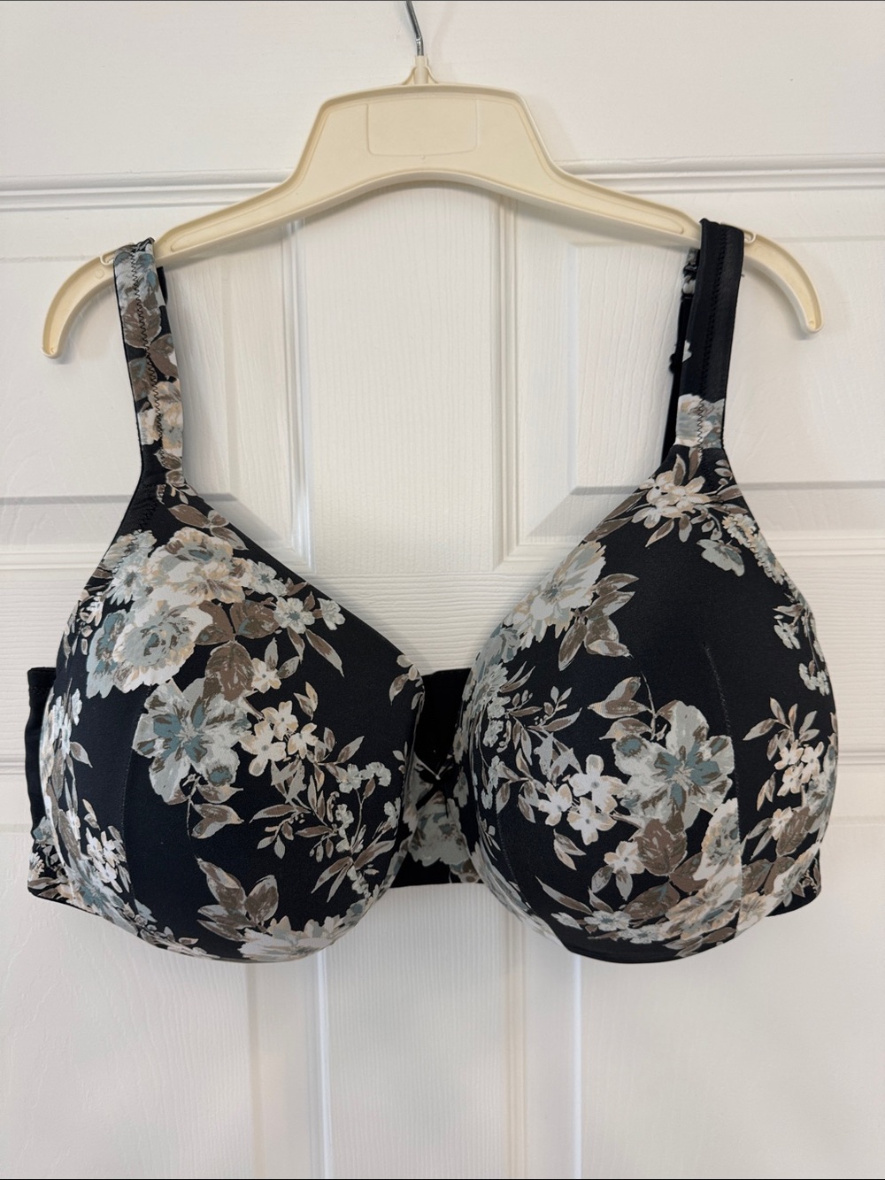 Cacique Black Floral Bra